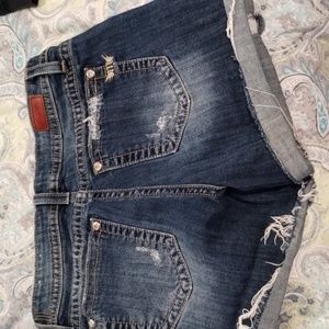 Miss Me denim shorts size 32
